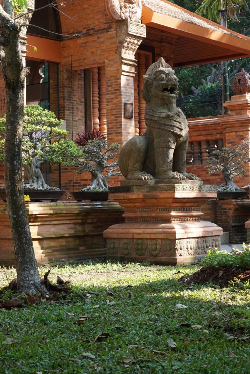 Phor Liang Meun Terracotta Arts - Sha Extra Plus Chiang Mai Zewnętrze zdjęcie